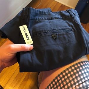 Old Navy Athletic Fit Chinos 44 x 32
